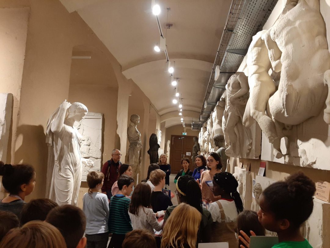 Apie Atypiques Personnes Dans L Intelligence Et L émotion Fête de la science et de l'amitié - École & Collège Notre-Dame de Sion